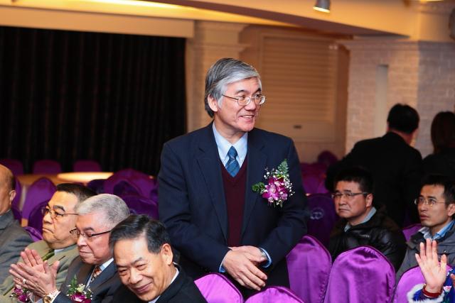 台北市藥師公會余萬能理事長蒞臨會場參與本次典禮